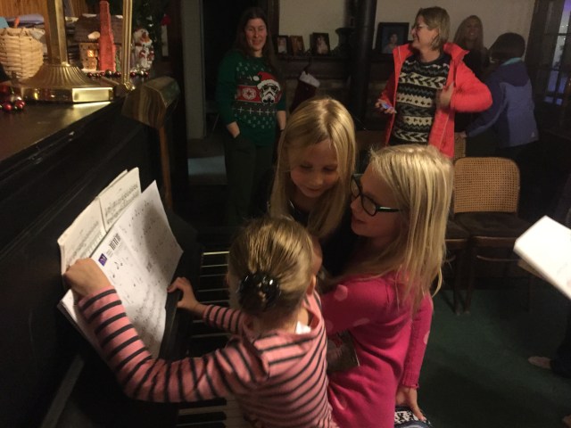 photo-dec-15-17-08-15